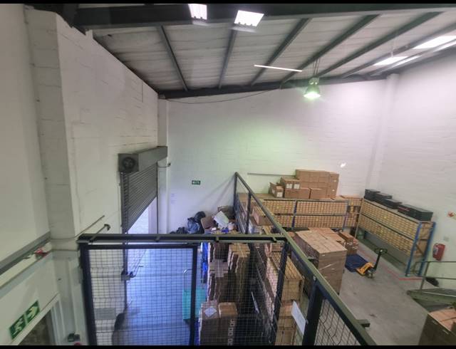 520M² WAREHOUSE TO LET IN AIRPORT INDUSTRIA